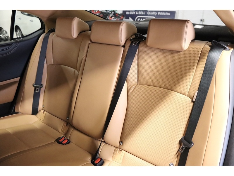 Used Lexus ES 2022 for sale - 76531640: Photo 17