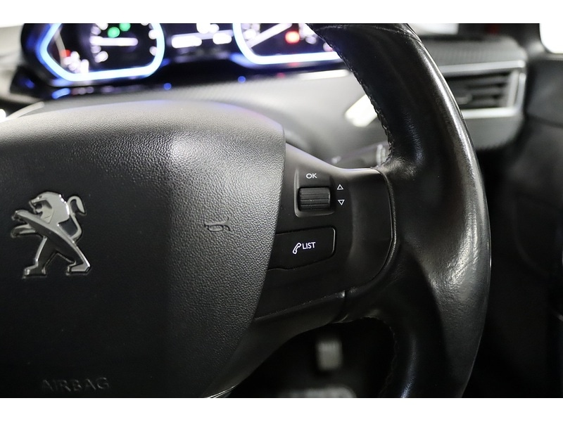 Used Peugeot 2008 2016 for sale - 76821314: Photo 16