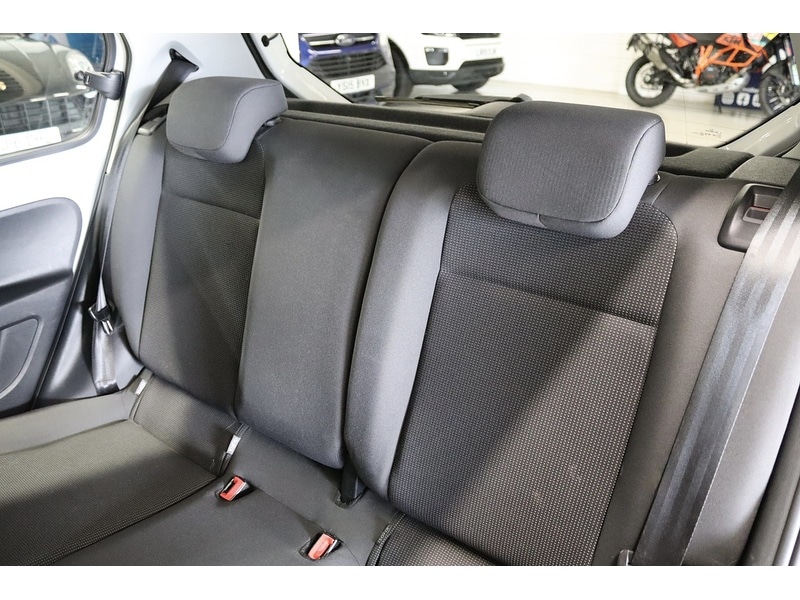 Used Volkswagen up! 2014 for sale - 76531674: Photo 16