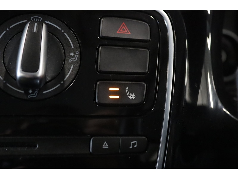 Used Volkswagen up! 2014 for sale - 76531674: Photo 27