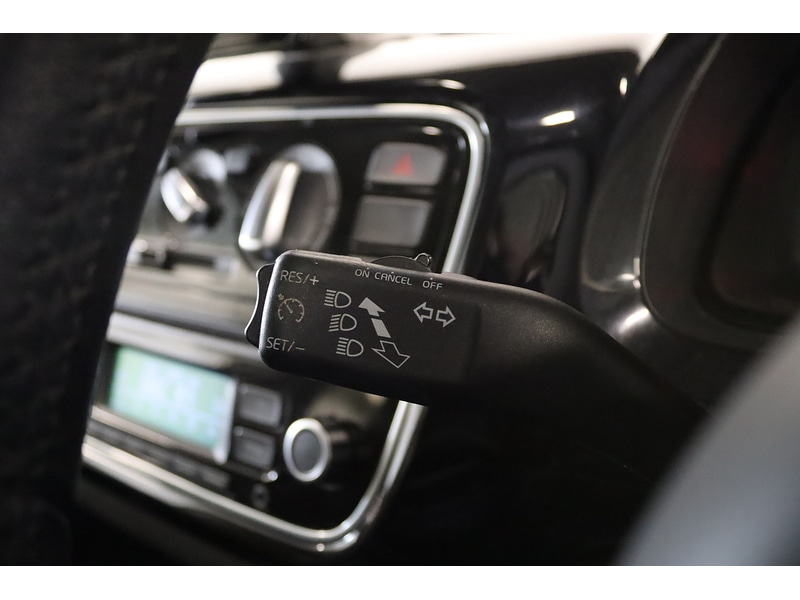 Used Volkswagen up! 2014 for sale - 76531674: Photo 28