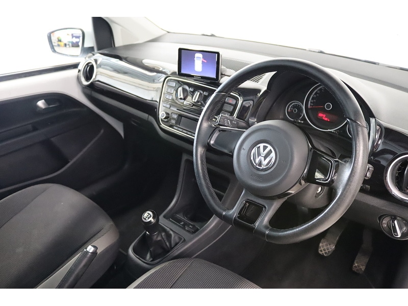 Used Volkswagen up! 2014 for sale - 76531674: Photo 29