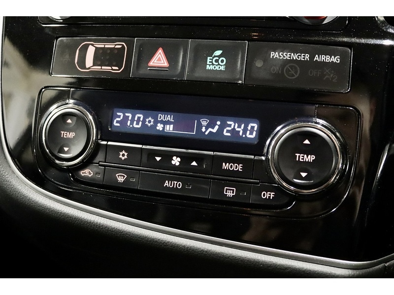 Used Mitsubishi Outlander 2015 for sale - 76859867: Photo 22