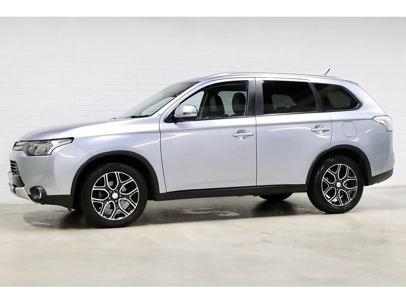 Used Mitsubishi Outlander 2015 for sale - 76859867: Photo 5