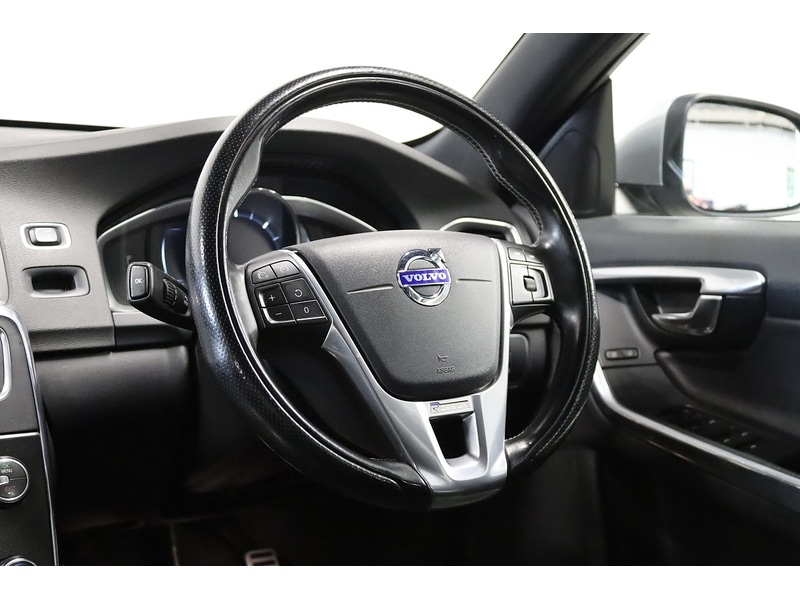 Used Volvo V60 for sale - 76531669: Photo 13