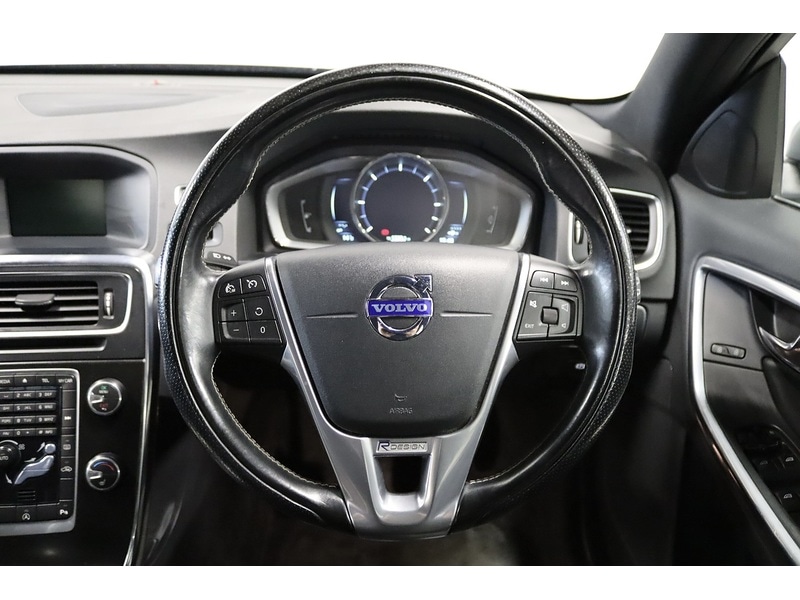 Used Volvo V60 for sale - 76531669: Photo 14