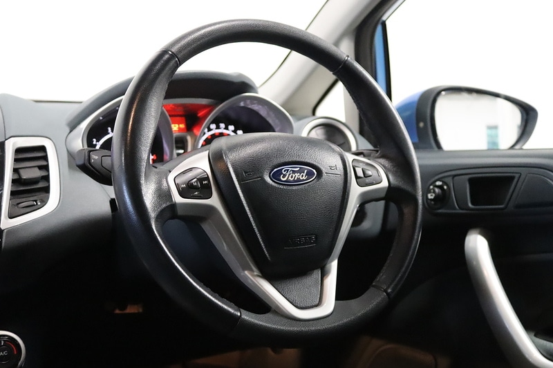 Used Ford Fiesta 2011 for sale - 77423051: Photo 13