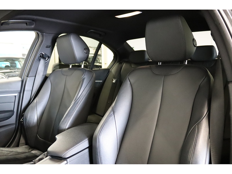 Used BMW 3 Series 2018 for sale - 76531671: Photo 16