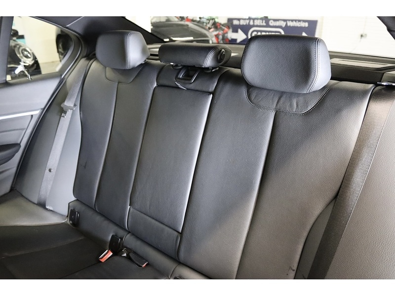 Used BMW 3 Series 2018 for sale - 76531671: Photo 17