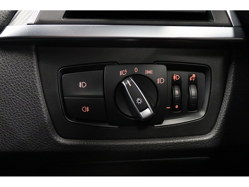 Used BMW 3 Series 2018 for sale - 76531671: Photo 30