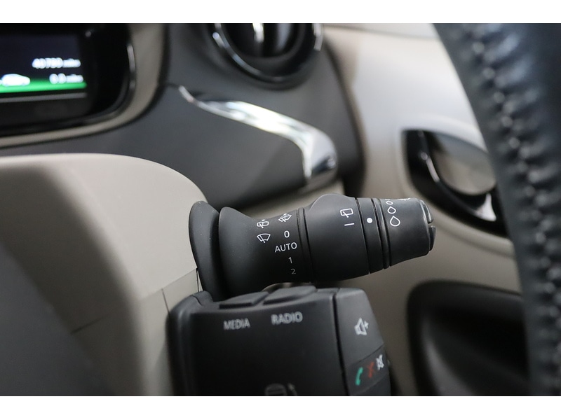 Used Renault Zoe for sale - 76694283: Photo 23