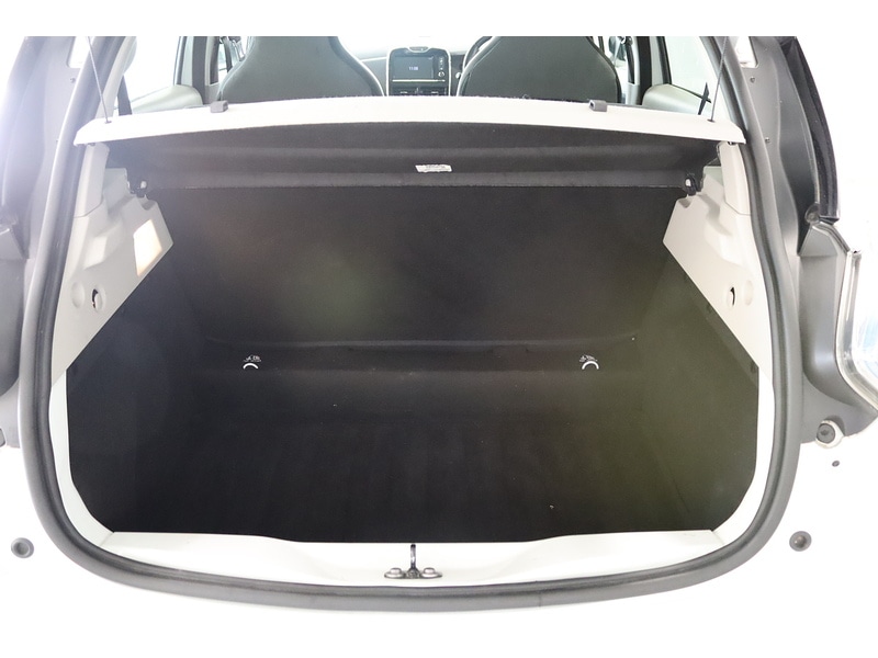 Used Renault Zoe for sale - 76694283: Photo 26