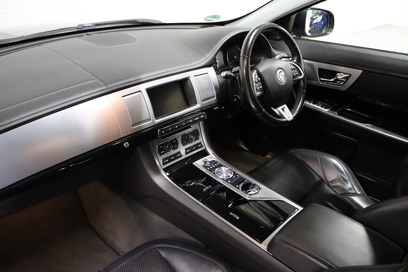 Used Jaguar XF 2013 for sale - 77432635: Photo 21
