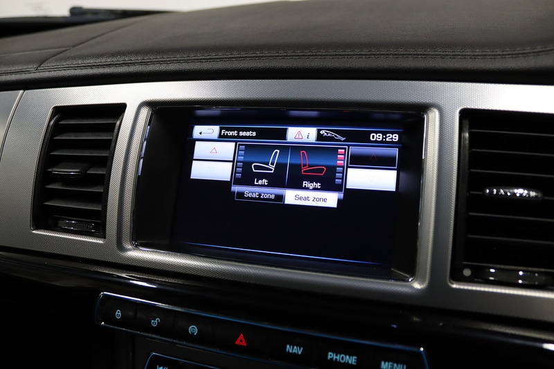 Used Jaguar XF 2013 for sale - 77432635: Photo 26