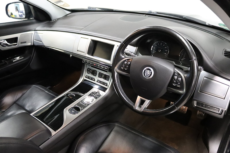 Used Jaguar XF 2013 for sale - 77432635: Photo 28