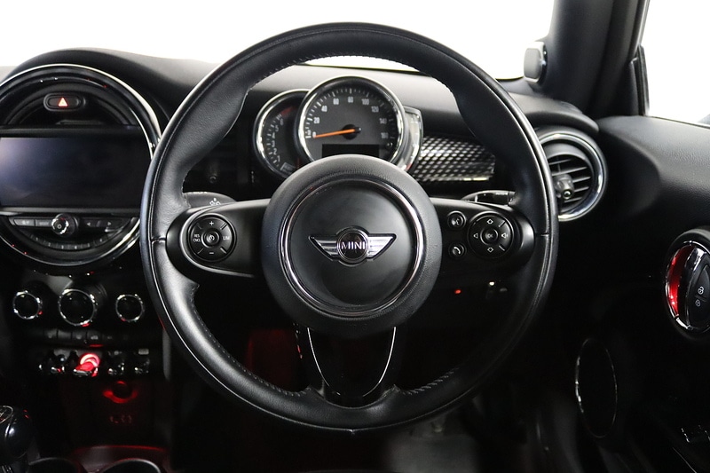 Used MINI Hatch 2018 for sale - 77437874: Photo 14