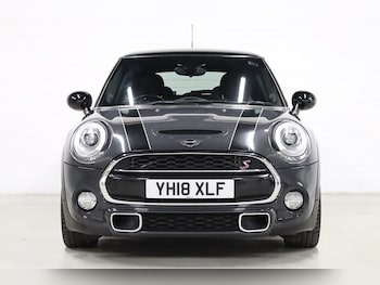 Used MINI Hatch 2018 for sale - 77437874: Photo