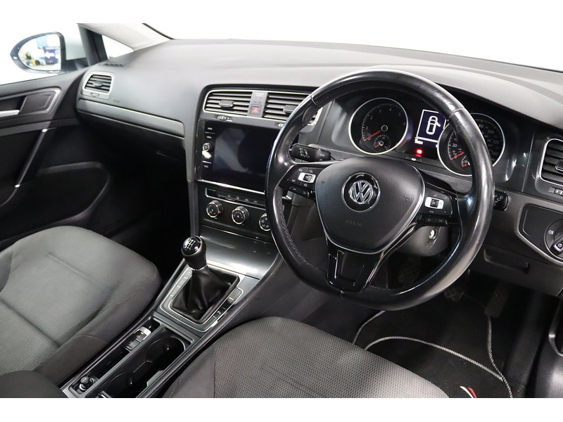 Used Volkswagen Golf 2019 for sale - 76778018: Photo 30