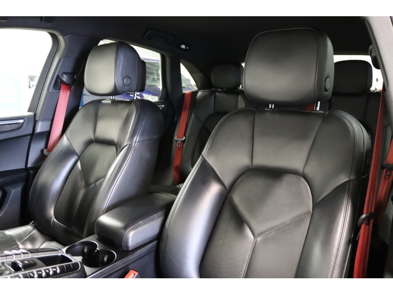 Used Porsche Macan 2016 for sale - 76531641: Photo 18