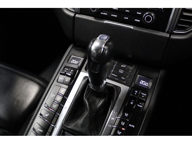 Used Porsche Macan 2016 for sale - 76531641: Photo 39