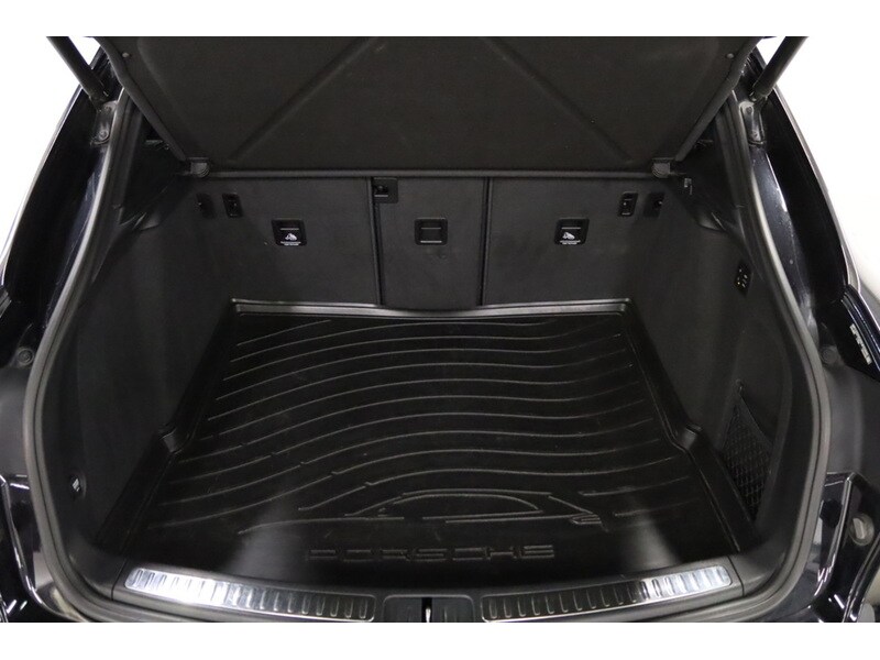 Used Porsche Macan 2016 for sale - 76531641: Photo 41