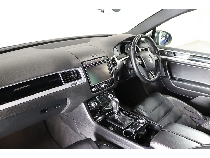 Used Volkswagen Touareg 2017 for sale - 76778010: Photo 20