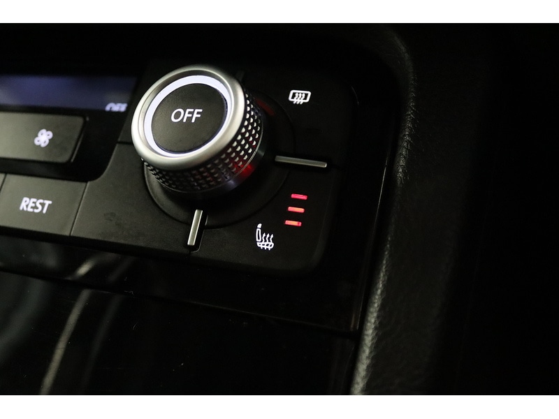 Used Volkswagen Touareg 2017 for sale - 76778010: Photo 23