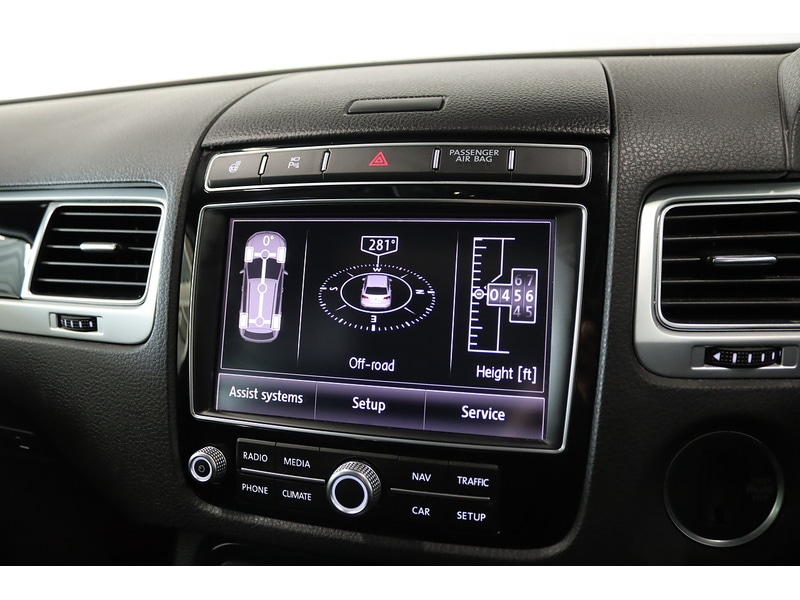 Used Volkswagen Touareg 2017 for sale - 76778010: Photo 29