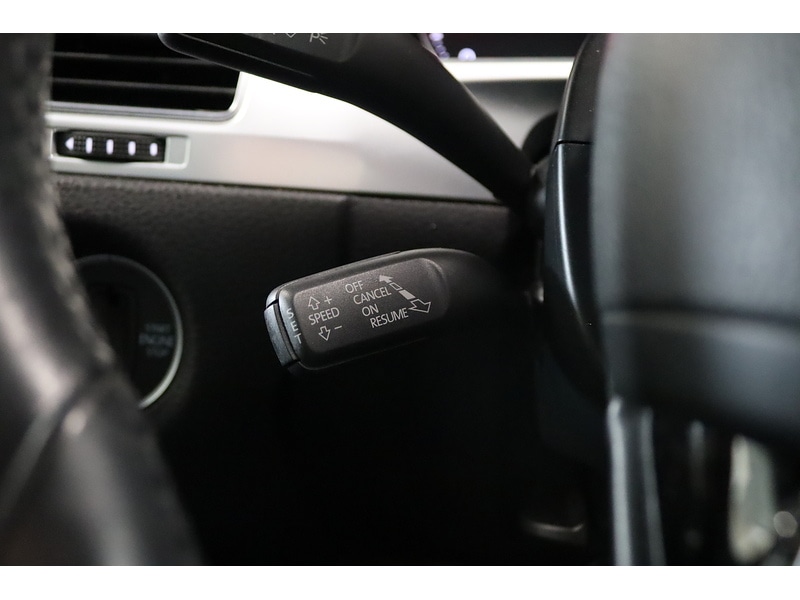 Used Volkswagen Touareg 2017 for sale - 76778010: Photo 34