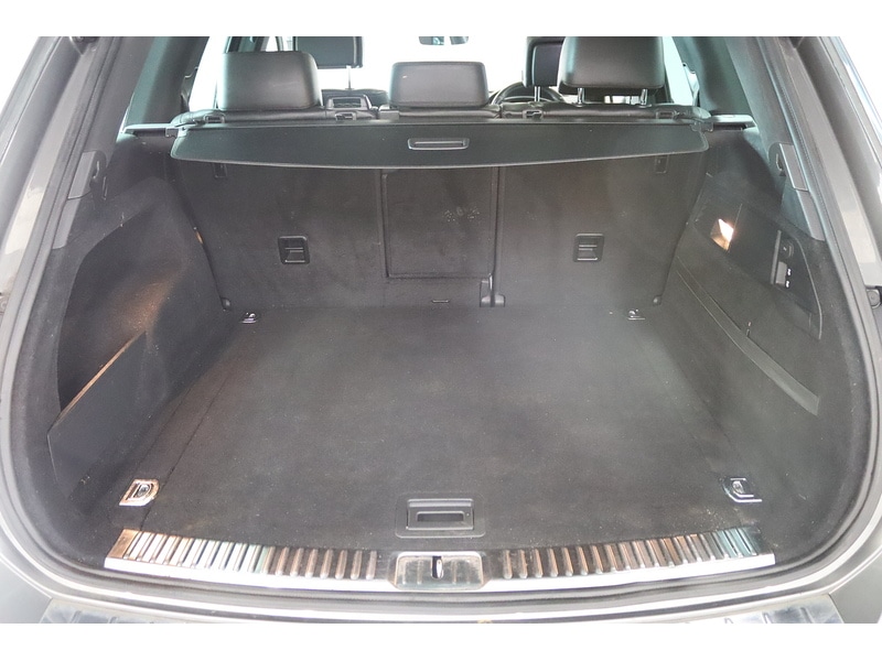 Used Volkswagen Touareg 2017 for sale - 76778010: Photo 39