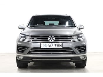 Used Volkswagen Touareg 2017 for sale - 76778010: Photo