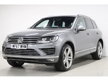 Used Volkswagen Touareg 2017 for sale - 76778010: Photo