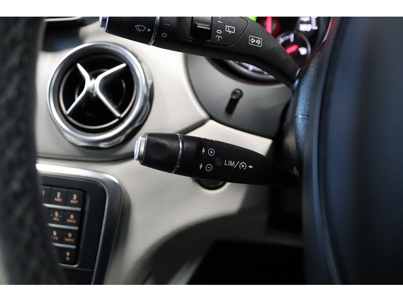 Used Mercedes-Benz GLA 2019 for sale - 76531681: Photo 31