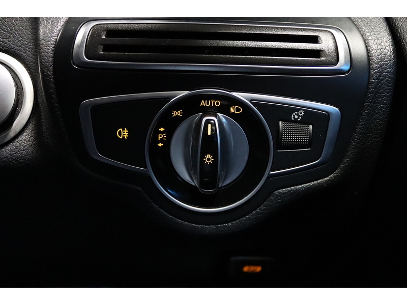 Used Mercedes-Benz C Class 2016 for sale - 76531662: Photo 30