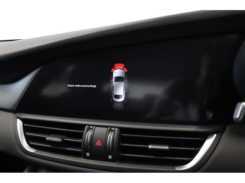 Used Alfa Romeo Giulia for sale - 76531682: Photo 32