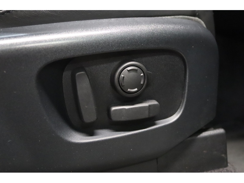 Used Land Rover Discovery 2019 for sale - 77188932: Photo 40