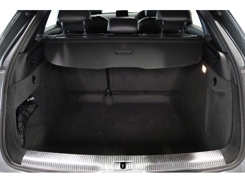 Used Audi Q3 for sale - 76531664: Photo 33