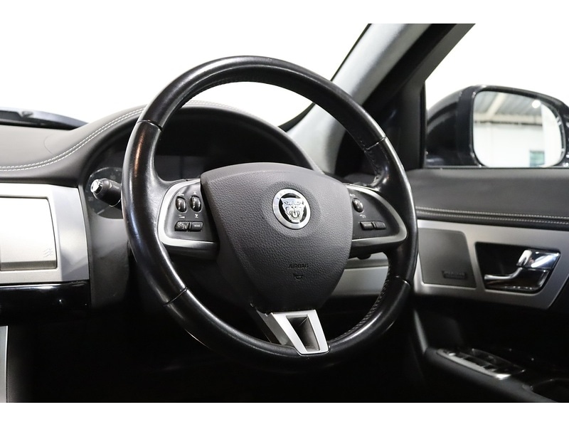 Used Jaguar XF 2013 for sale - 76570702: Photo 13