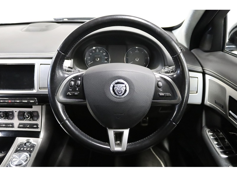 Used Jaguar XF 2013 for sale - 76570702: Photo 14