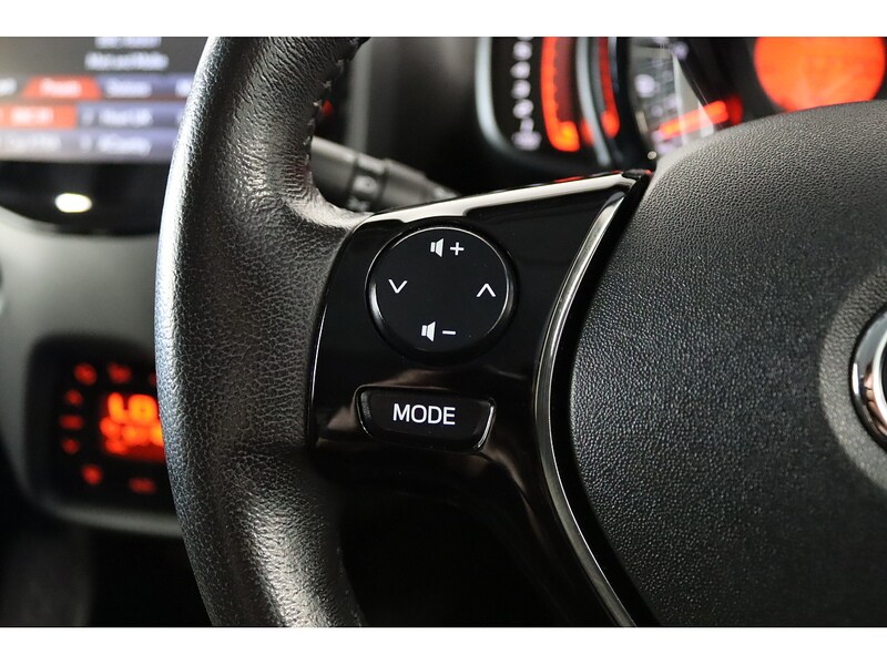 Used Toyota AYGO 2018 for sale - 76531639: Photo 15