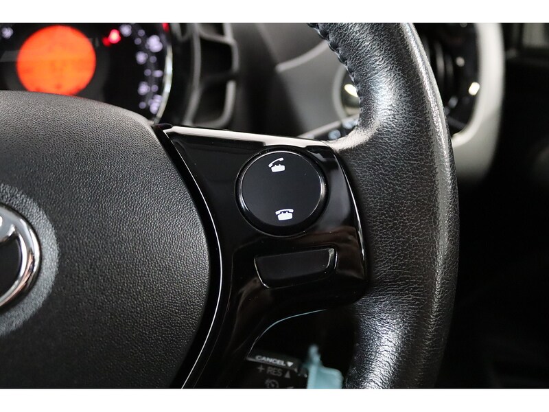 Used Toyota AYGO 2018 for sale - 76531639: Photo 16