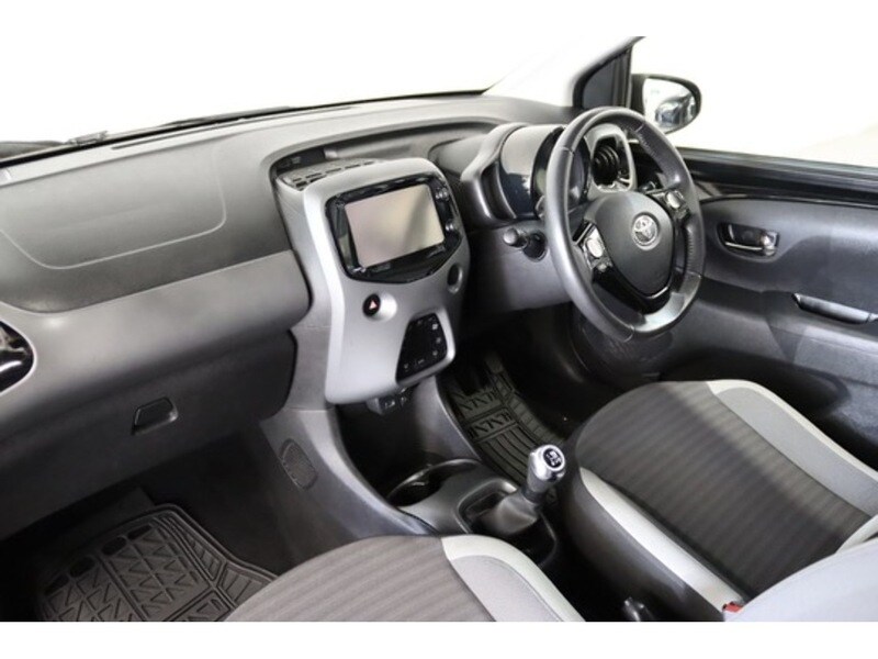 Used Toyota AYGO 2018 for sale - 76531639: Photo 19