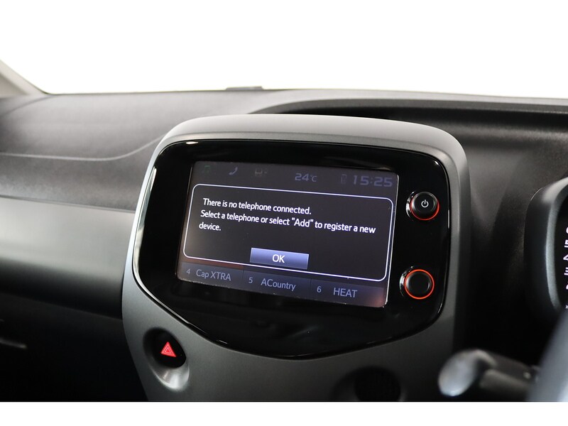 Used Toyota AYGO 2018 for sale - 76531639: Photo 24