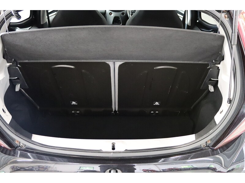 Used Toyota AYGO 2018 for sale - 76531639: Photo 30