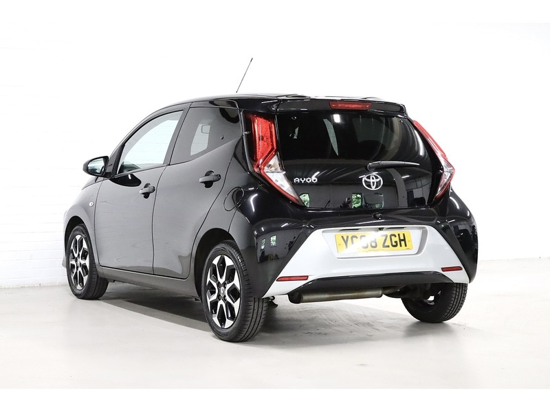 Used Toyota AYGO 2018 for sale - 76531639: Photo 8