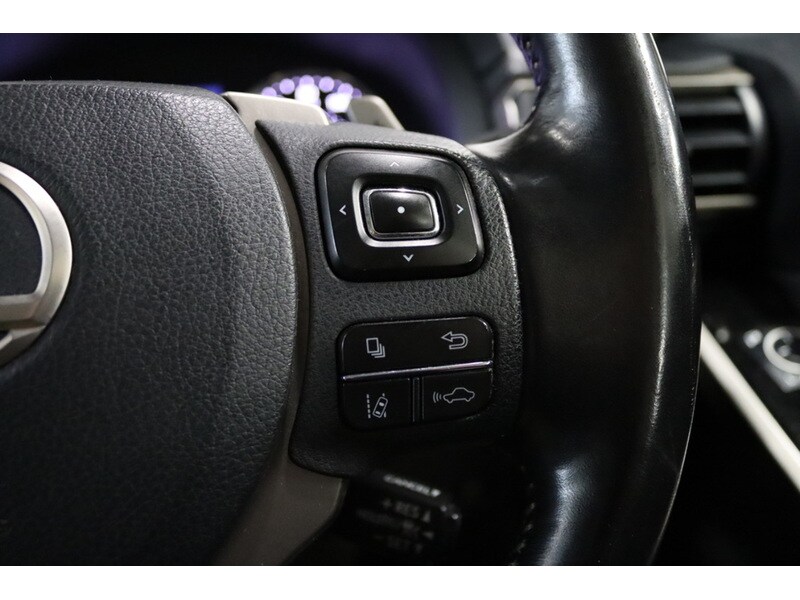 Used Lexus IS for sale - 76531680: Photo 16