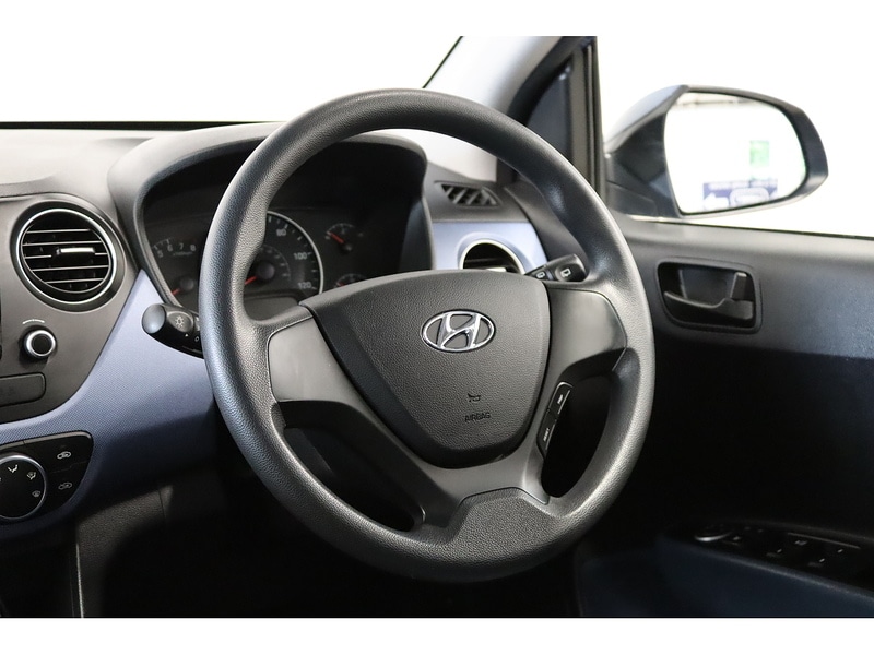 Used Hyundai i10 for sale - 76531654: Photo 12