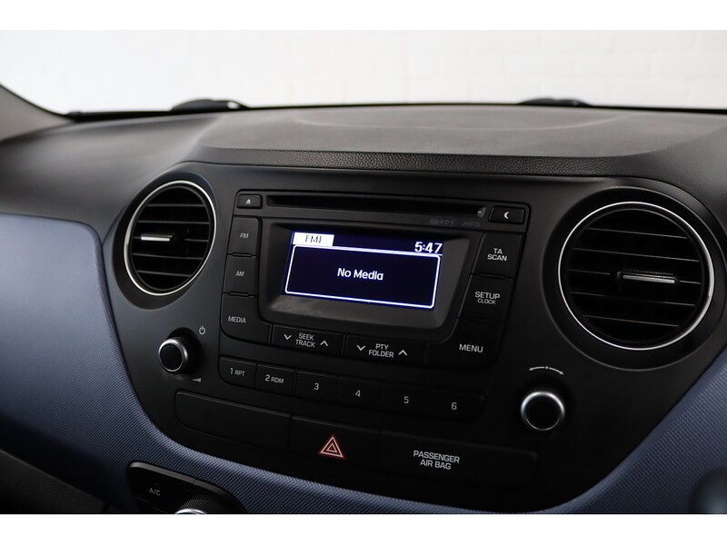 Used Hyundai i10 for sale - 76531654: Photo 20