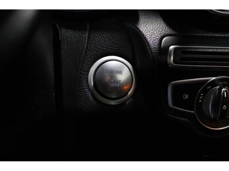 Used Mercedes-Benz GLC 2018 for sale - 76531658: Photo 33