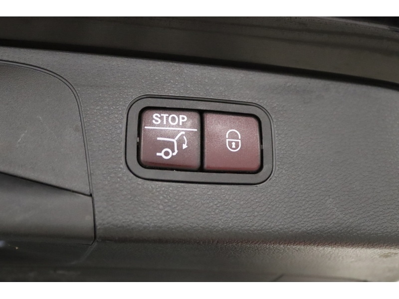 Used Mercedes-Benz GLC 2018 for sale - 76531658: Photo 44